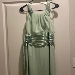 Beautiful sage green bridesmaid gown from David’s bridal in a size 12!